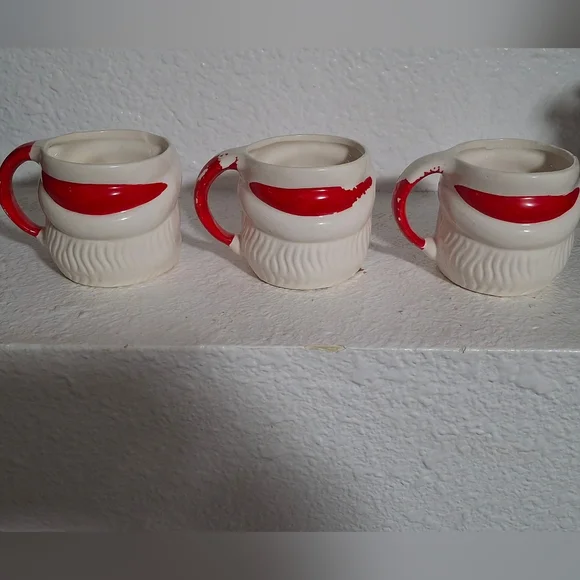Vintage Santa Claus Mugs Set of 3 Japan Winking Santa - Picture 7 of 16